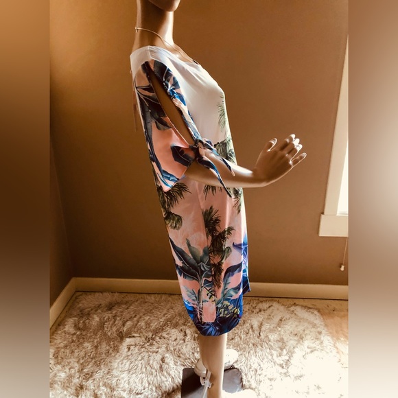 Florinda Sun Dress, New with Tags - Picture 5 of 14